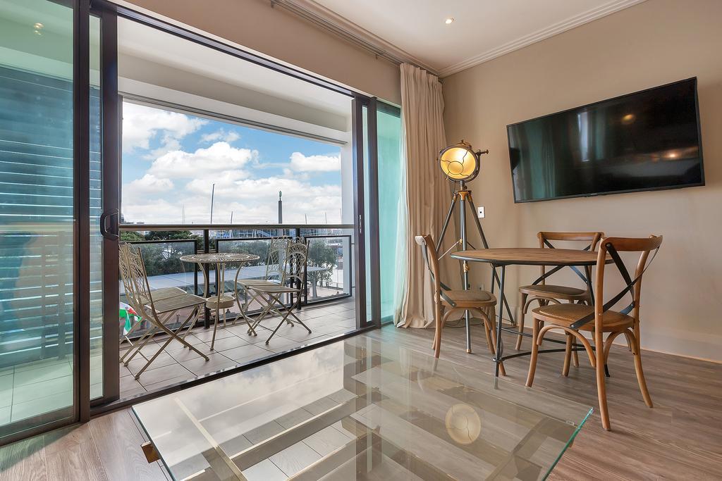 Cbd Viaduct Harbour Resort Auckland Buitenkant foto