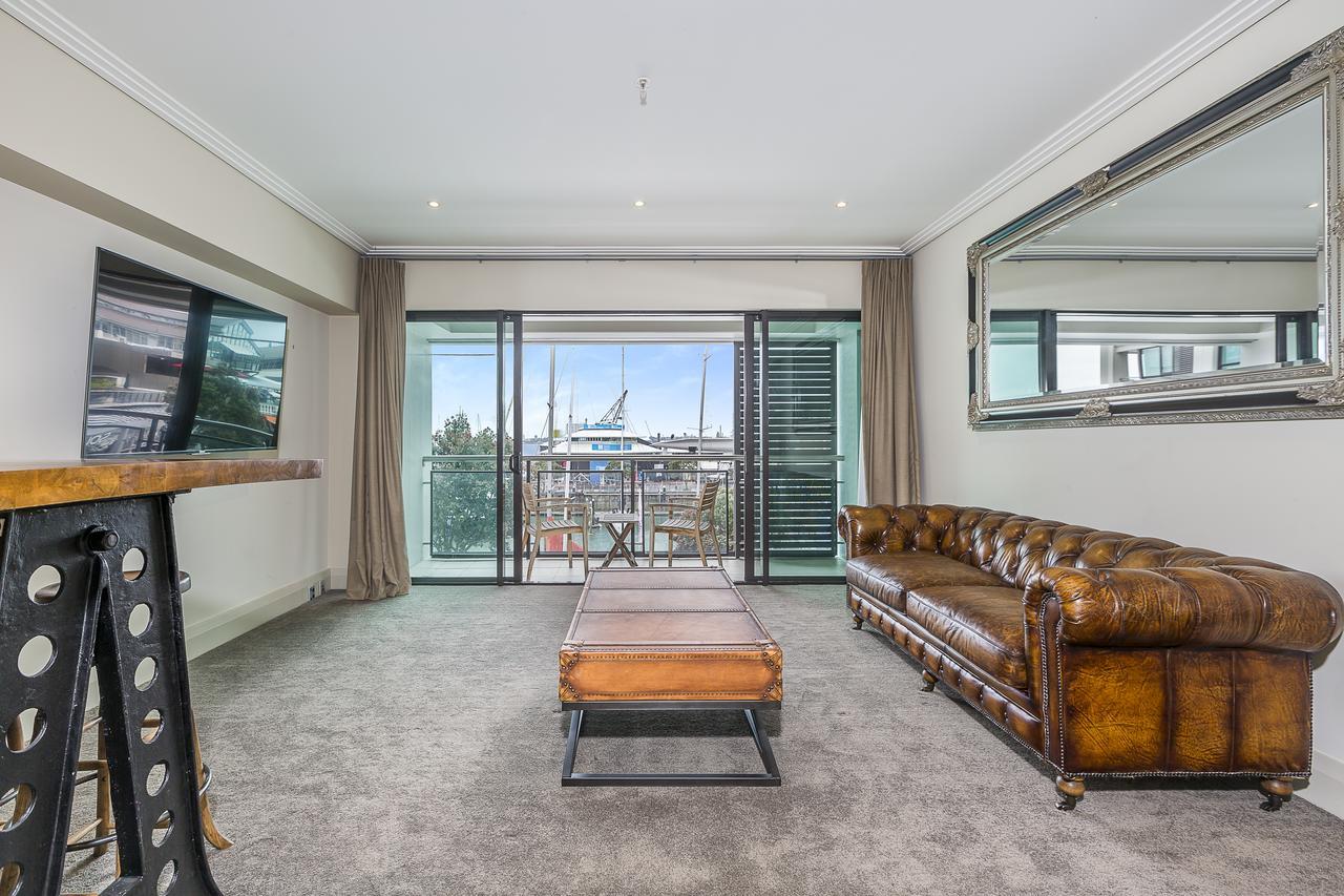 Cbd Viaduct Harbour Resort Auckland Buitenkant foto