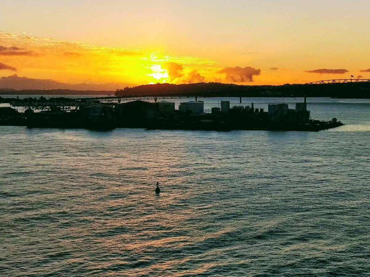 Cbd Viaduct Harbour Resort Auckland Buitenkant foto